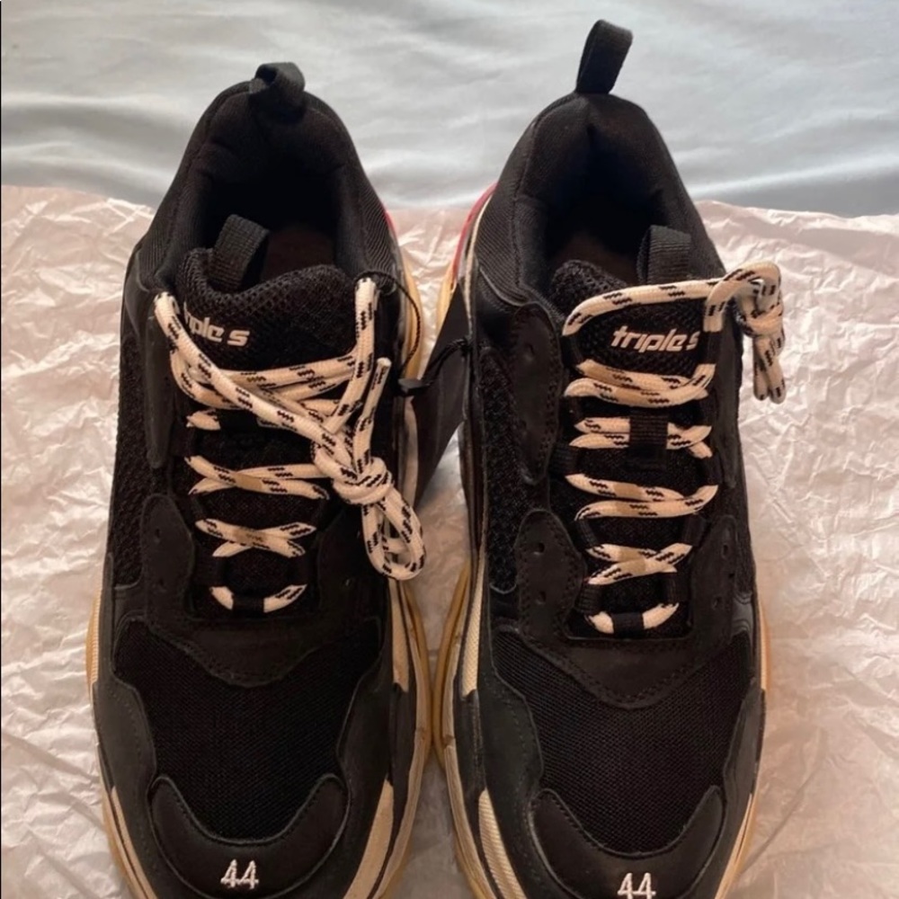 Balenciaga triple s sneaker